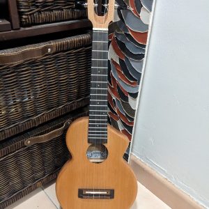 ukulele concert cèdre