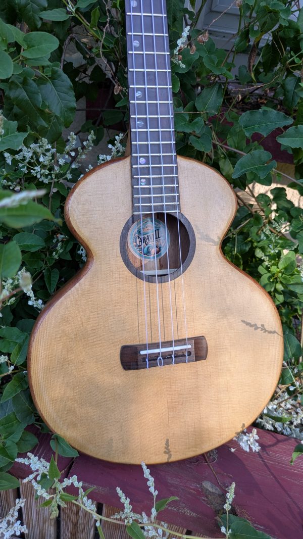 ukulele tenor