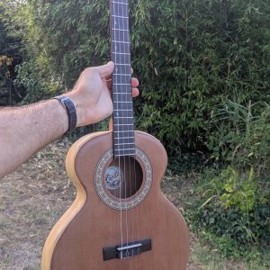 ukulele baryton cèdre