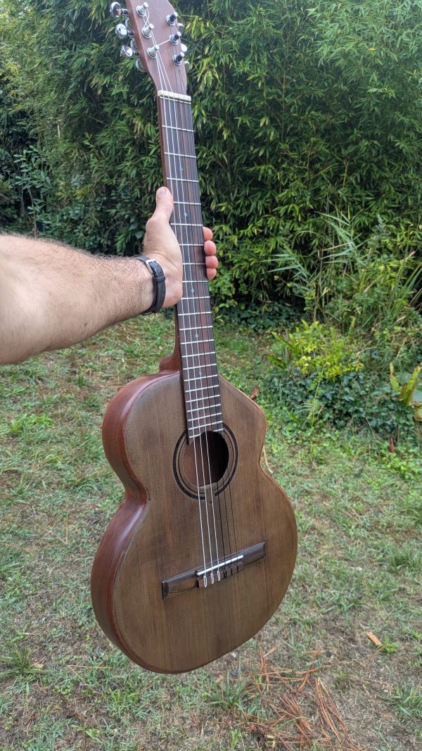 guitare nylon monoxyle cèdre ancien et acajou – Image 8