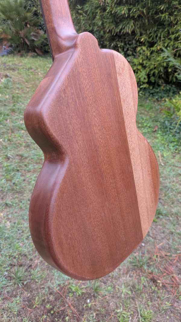 guitare nylon monoxyle cèdre ancien et acajou – Image 9