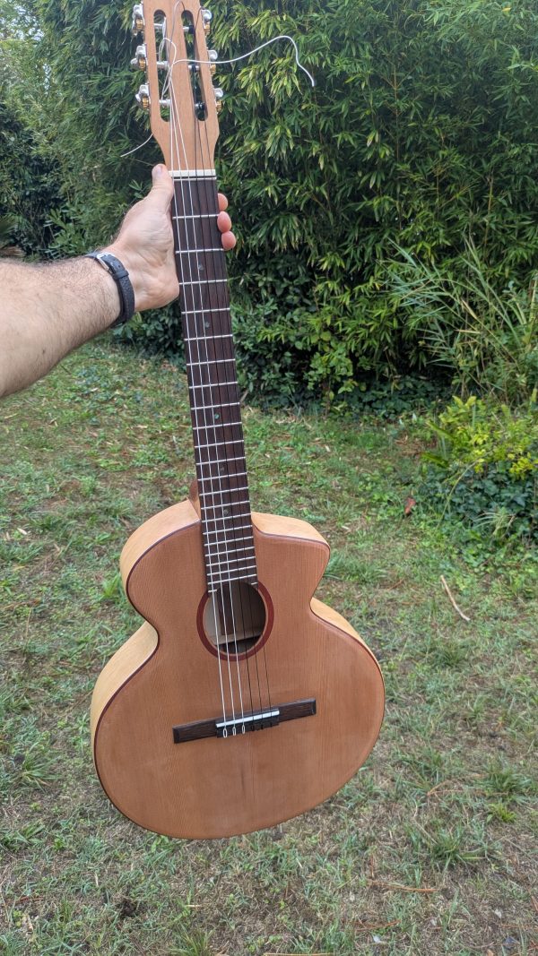 guitare monoxyle cèdre – Image 12