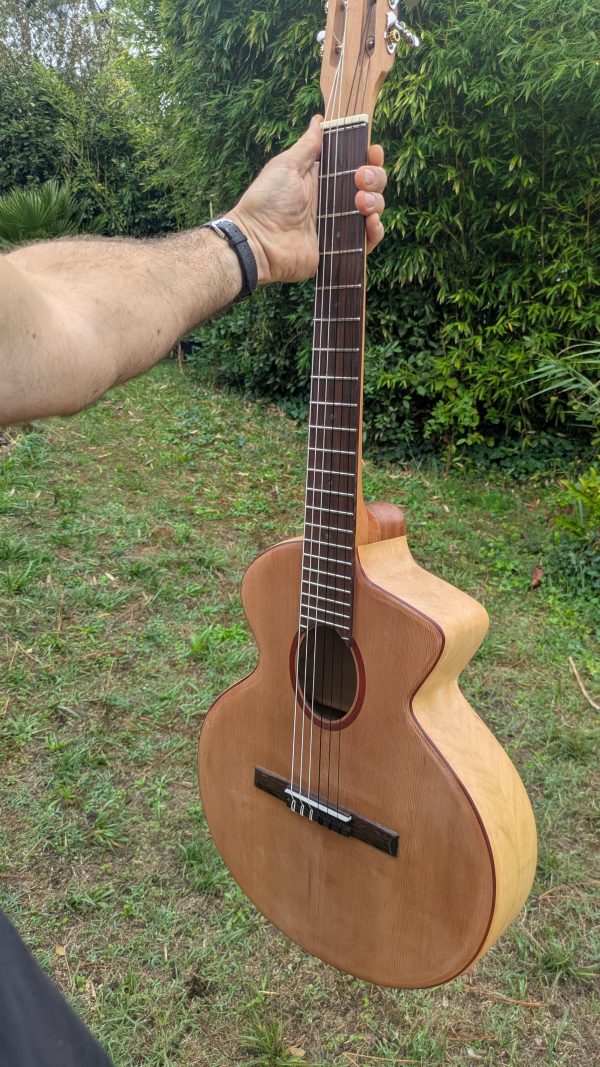 guitare monoxyle cèdre – Image 11