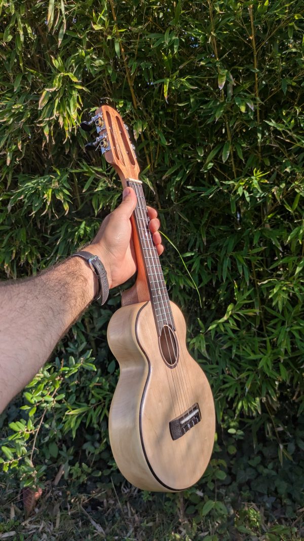 ukulele soprano monoxyle érable custom – Image 4
