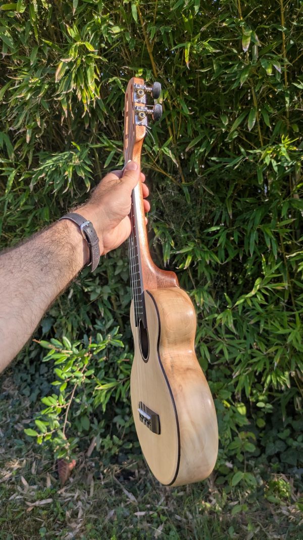 ukulele soprano monoxyle érable custom – Image 6