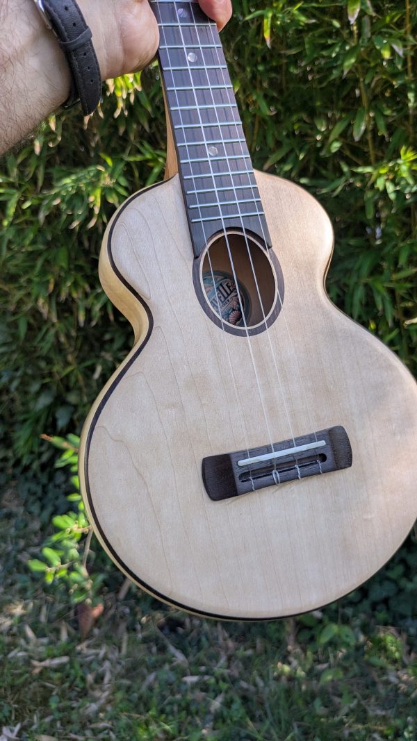 ukulele soprano monoxyle érable custom – Image 7