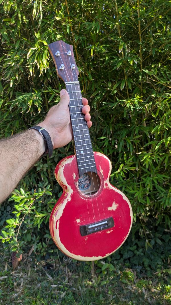 ukulele soprano épicéa délavé flotté – Image 3