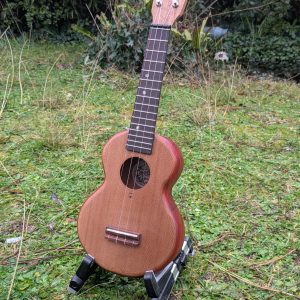 ukulele grillon cèdre