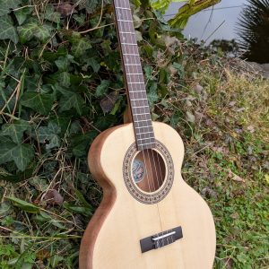 ukulele baryton épicéa