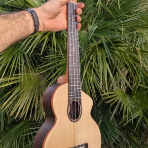 ukulele baby tenor